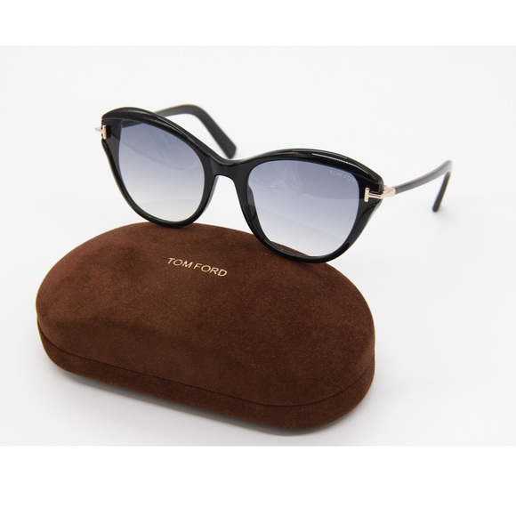 NEW SUNGLASSES TOM FORD LEIGH TF850 01B WOMEN’S EYEWEAR TOM FORD FT0850/S BLACK